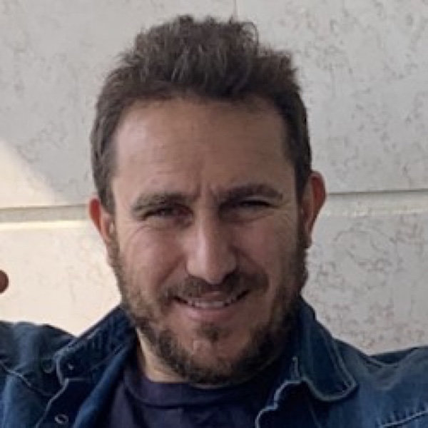 Portrait of Liran (Liam) Miller